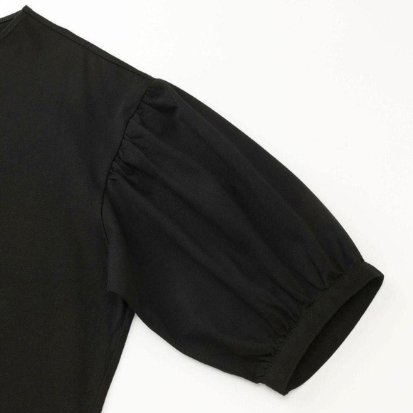 UNIQLO Mercerized Cotton Gather Half-Sleeve T-Shirt in Black Size Medium M - Picture 2 of 3